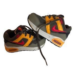 Toddler Nike AirMax Size 6